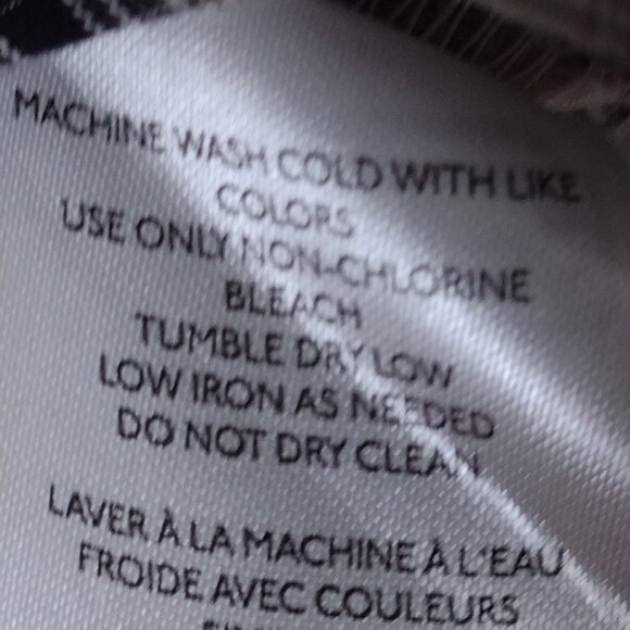 NWT BDG Women's Black/White Plaid/Long Sleeve Crop Top Size XS - Picture 7 of 7